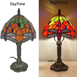 Artistic Floral Stained Glass Table Lamp